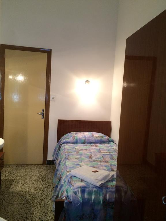 Algerri Hostal Terraferma מראה חיצוני תמונה